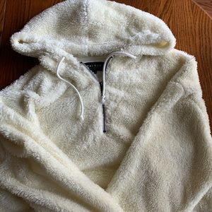 Pacsun fluffy sweatshirt